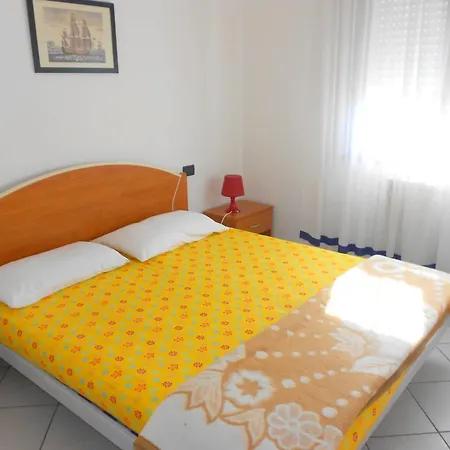Fides Apartment Rosolina Mare Exterior photo